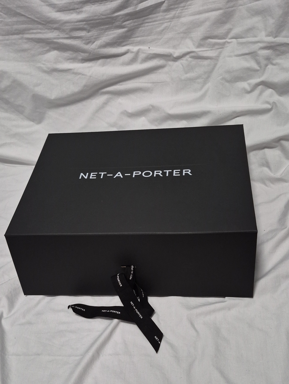 Net-A-Porter Large Black Luxury Storage Box with Branded Ribbon and Dust Cover